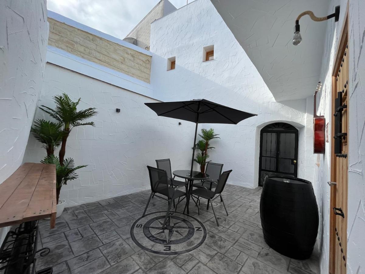 Apartamento La Lola - Patio Privado Jerez de la Frontera Esterno foto